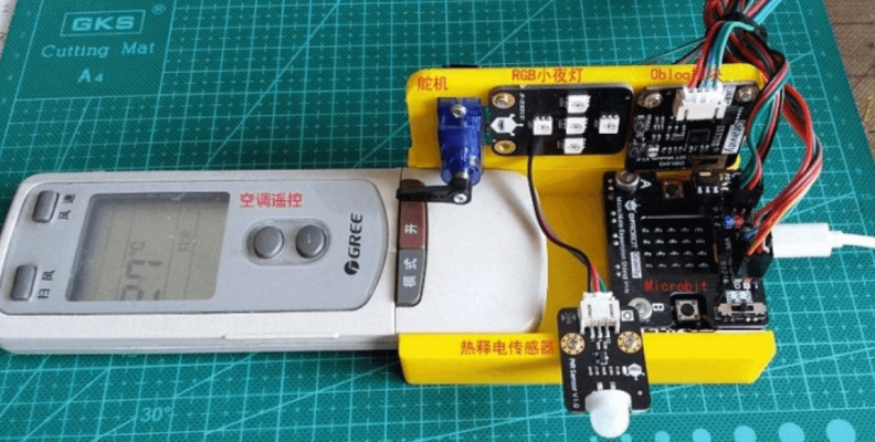 Gravity: Kit de Inicio para IoT para micro:bit